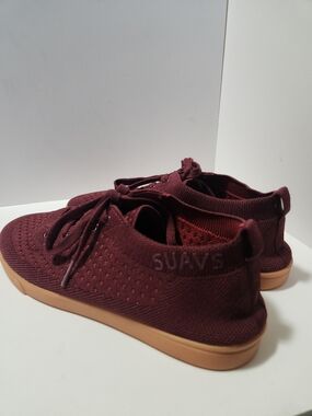 Suavs Zilker Gum Lightweight Sneakers In Burgundy Unisex Women 12.5/ Men 10.5